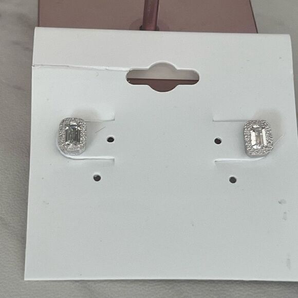 NORDSTROM Classic Simulated Diamond Stud Earrings, Sterling Silver Platinum, NWT - Picture 13 of 13